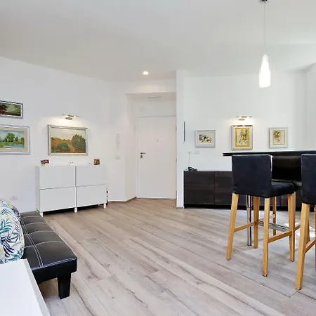 Victory Frühstückspension 4*