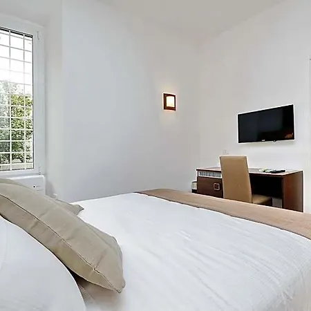 Victory Bed & Breakfast 4*