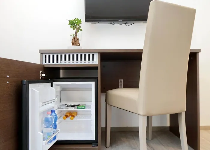 ベッド・アンド・ブレックファスト Victory 4*